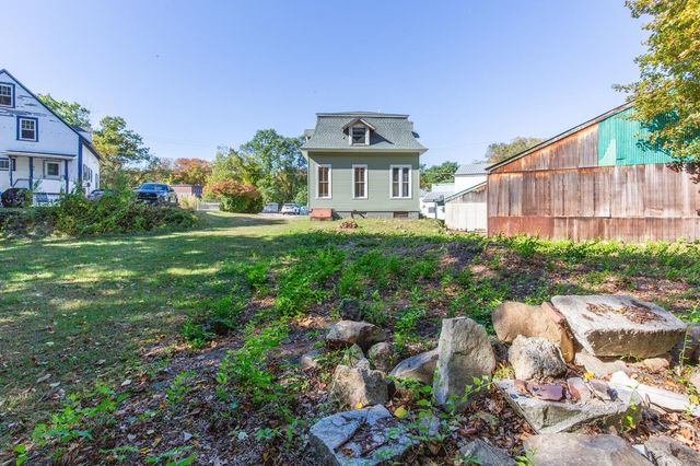 26 Crescent Street, Boscawen, NH 03303
