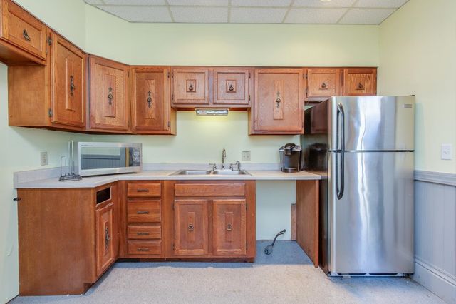 26 Crescent Street, Boscawen, NH 03303
