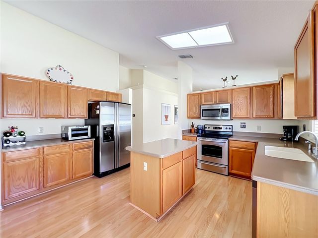 13343 HERON COVE DRIVE, Orlando, FL 32837