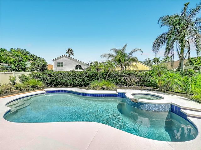 13343 HERON COVE DRIVE, Orlando, FL 32837