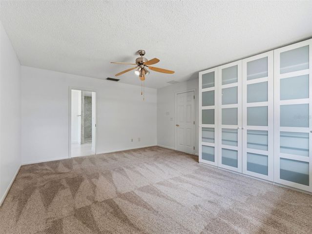 1424 OAKWOOD LANE, Plant City, FL 33563