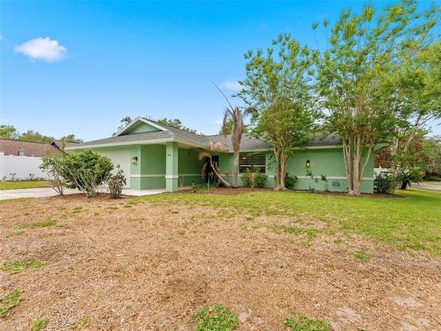 1424 OAKWOOD LANE, Plant City, FL 33563