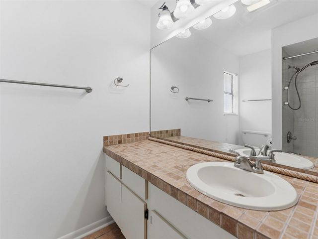 1424 OAKWOOD LANE, Plant City, FL 33563