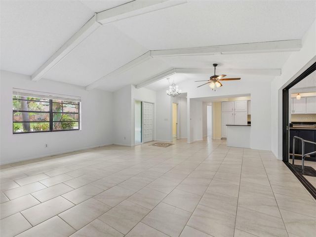 1424 OAKWOOD LANE, Plant City, FL 33563