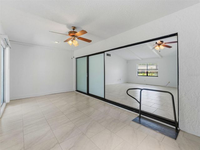 1424 OAKWOOD LANE, Plant City, FL 33563