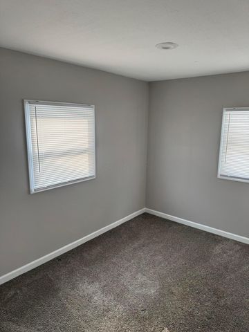 1106 S James Road, Columbus, OH 43227