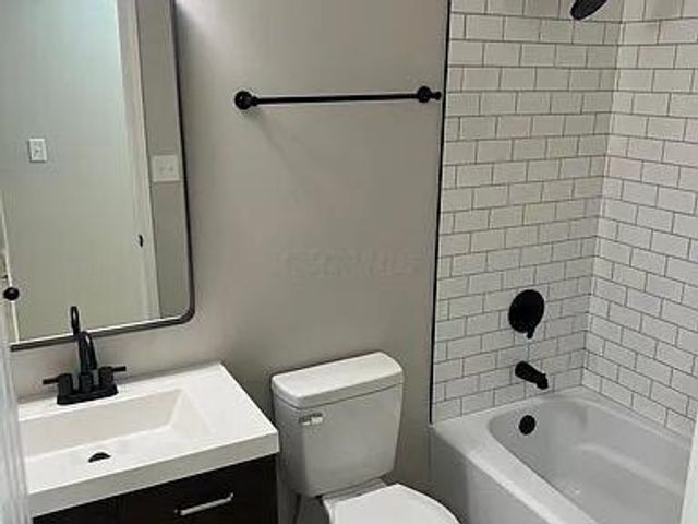 1106 S James Road, Columbus, OH 43227