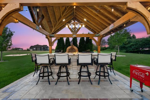 5728 Waters Edge Court, Yorkville, IL 60560