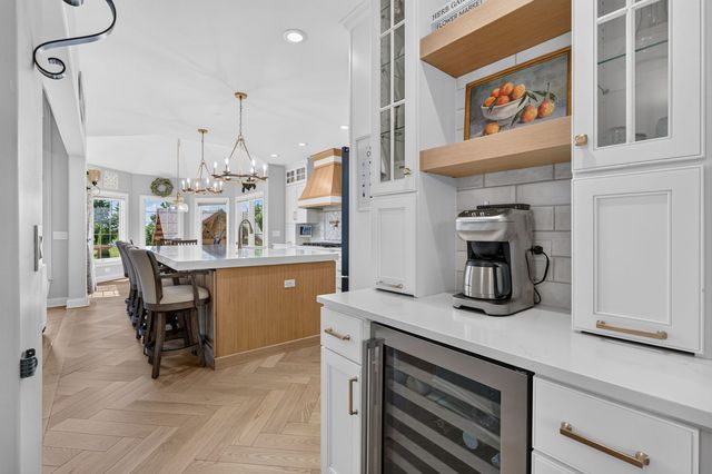 5728 Waters Edge Court, Yorkville, IL 60560