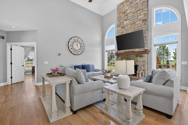 5728 Waters Edge Court, Yorkville, IL 60560