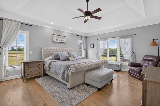 5728 Waters Edge Court, Yorkville, IL 60560