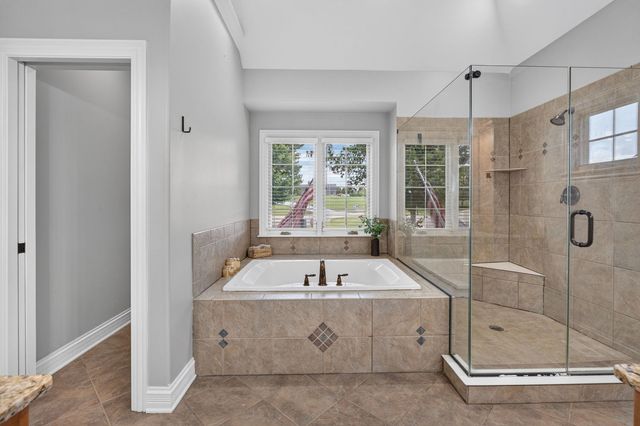 5728 Waters Edge Court, Yorkville, IL 60560