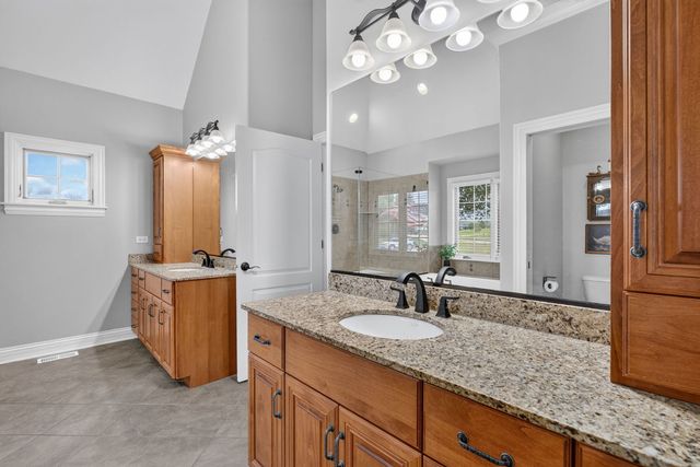 5728 Waters Edge Court, Yorkville, IL 60560