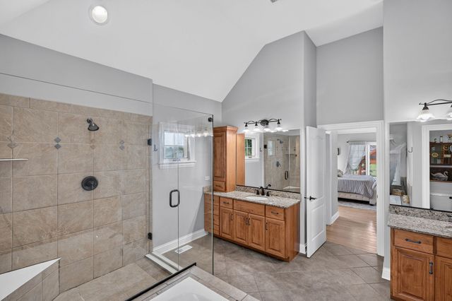 5728 Waters Edge Court, Yorkville, IL 60560