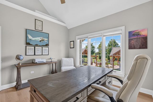 5728 Waters Edge Court, Yorkville, IL 60560