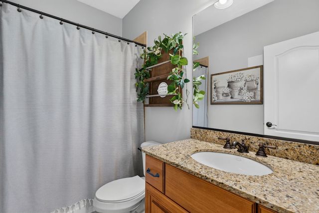 5728 Waters Edge Court, Yorkville, IL 60560