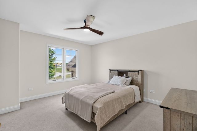 5728 Waters Edge Court, Yorkville, IL 60560