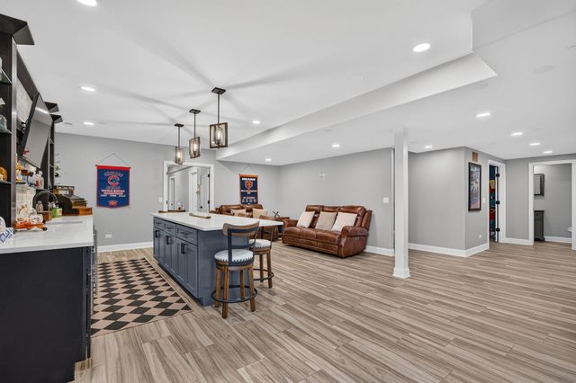 5728 Waters Edge Court, Yorkville, IL 60560