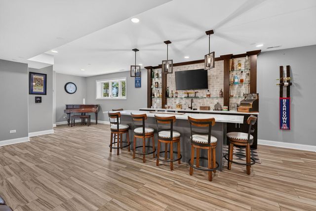 5728 Waters Edge Court, Yorkville, IL 60560