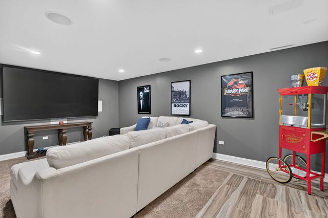 5728 Waters Edge Court, Yorkville, IL 60560