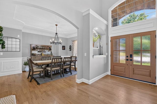 5728 Waters Edge Court, Yorkville, IL 60560