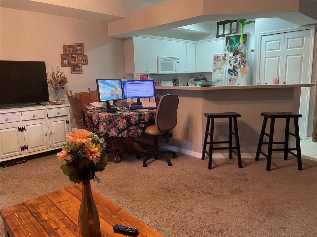 4945 NW 1ST PLACE, Gainesville, FL 32607