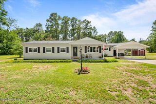 202 Walnut Avenue, Hamlet, NC 28345