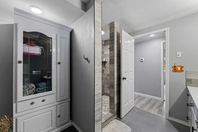 287 Surrey Drive, Grants Pass, OR 97526