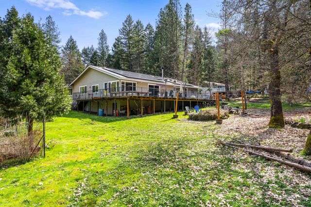 287 Surrey Drive, Grants Pass, OR 97526