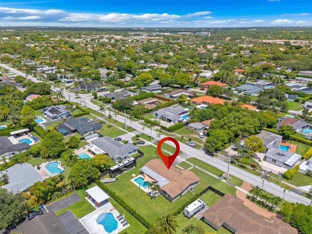 10360 SW 112th St, Miami, FL 33176