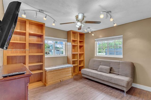 10360 SW 112th St, Miami, FL 33176