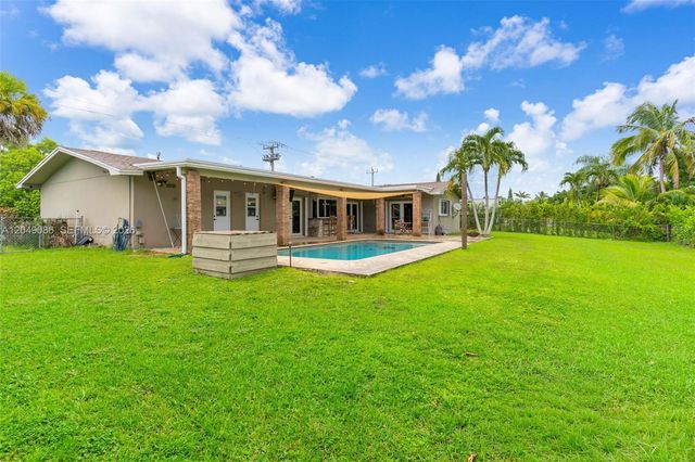 10360 SW 112th St, Miami, FL 33176