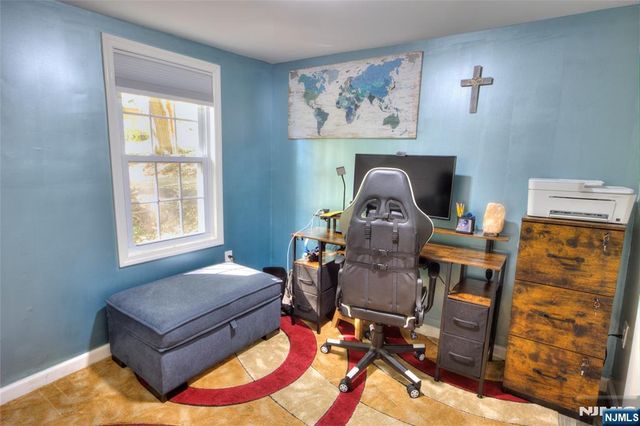 31 Station Road, Denville Township, NJ 07834