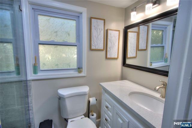 31 Station Road, Denville Township, NJ 07834