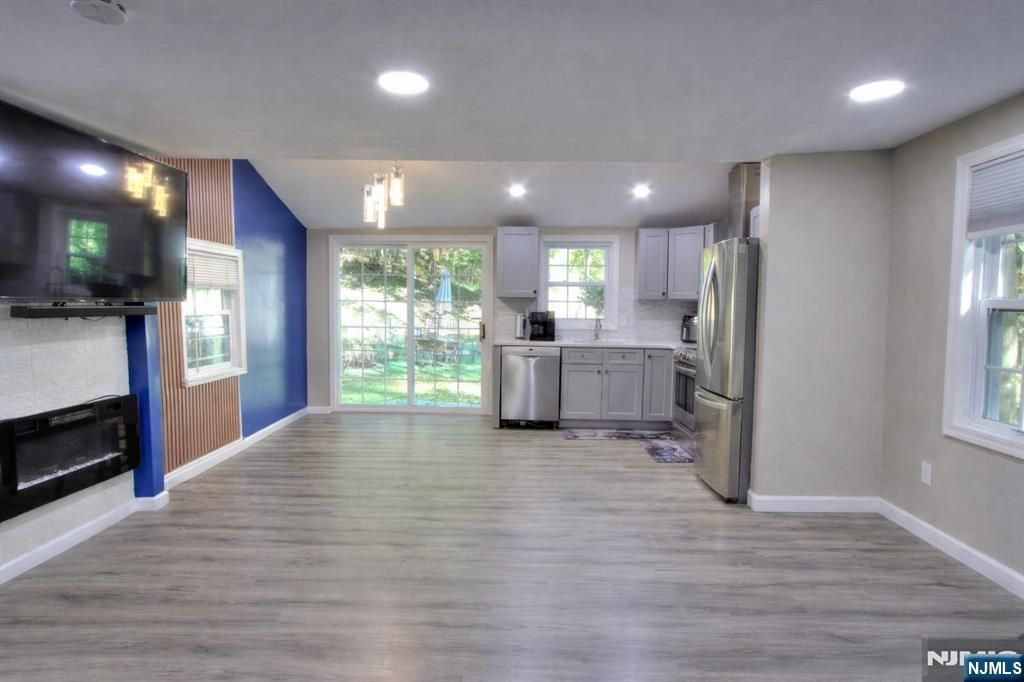 31 Station Road, Denville Township, NJ 07834