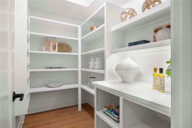 7947 Millridge Street, Shawnee, KS 66220