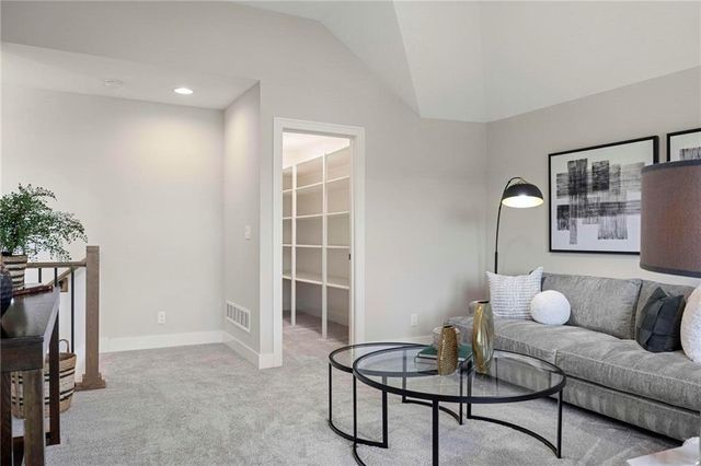 7947 Millridge Street, Shawnee, KS 66220