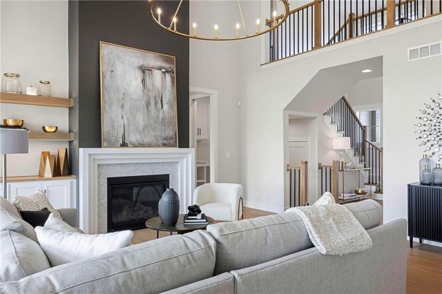 7947 Millridge Street, Shawnee, KS 66220