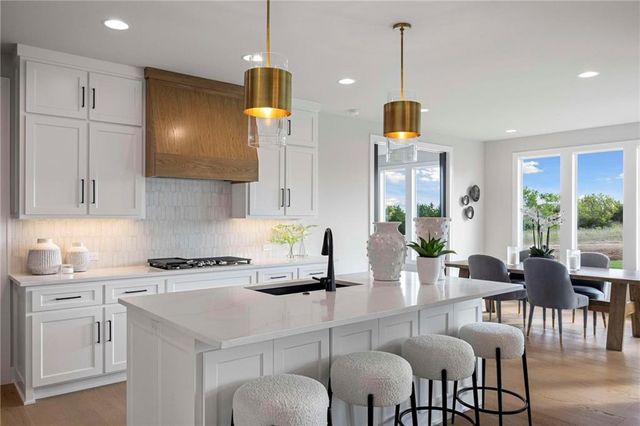 7947 Millridge Street, Shawnee, KS 66220