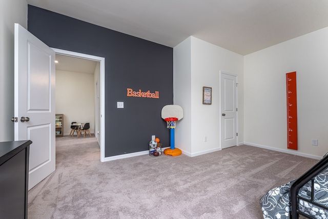 418 Stratford Station Dr, Lebanon, TN 37087