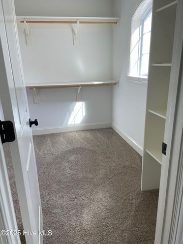 2016 Leighton Drive B, Greenville, NC 27834