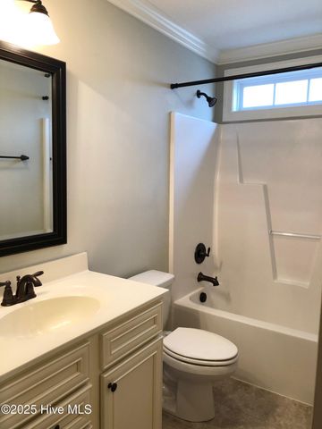 2016 Leighton Drive B, Greenville, NC 27834