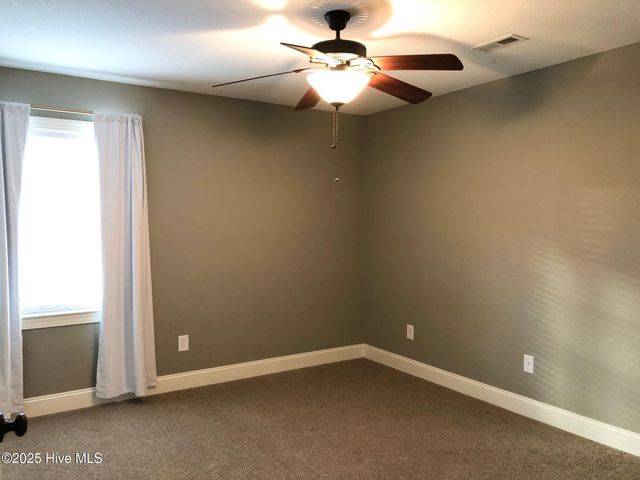 2016 Leighton Drive B, Greenville, NC 27834