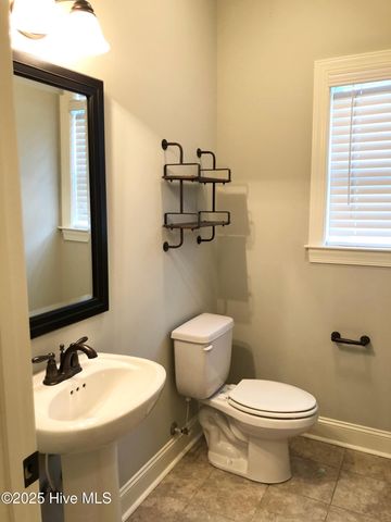 2016 Leighton Drive B, Greenville, NC 27834