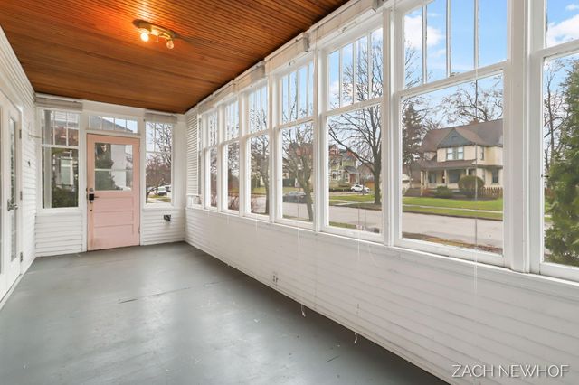 85 W 13th Street, Holland, MI 49423