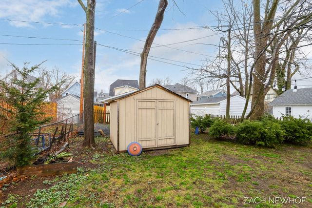 85 W 13th Street, Holland, MI 49423