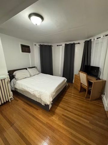 64 Lexington 2B, Framingham, MA 01702