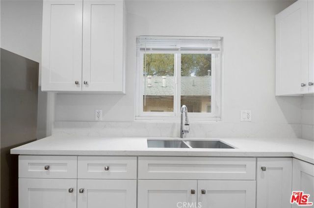 240 E Providencia Avenue, Burbank, CA 91502