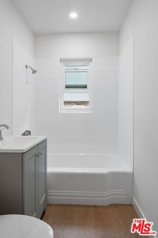 240 E Providencia Avenue, Burbank, CA 91502