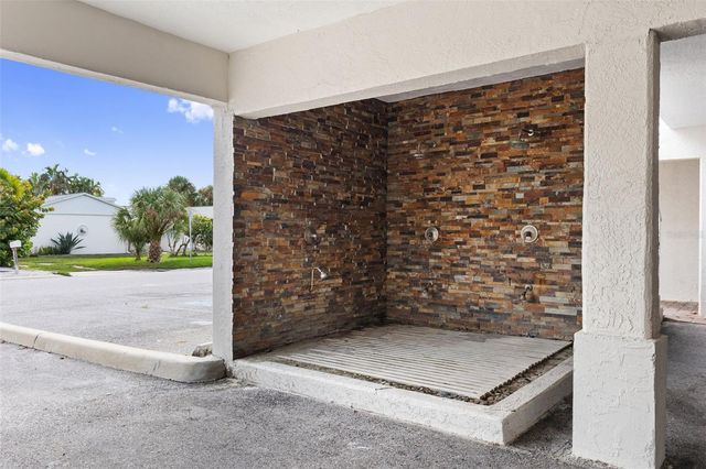 17035 GULF BOULEVARD 116, North Redington Beach, FL 33708